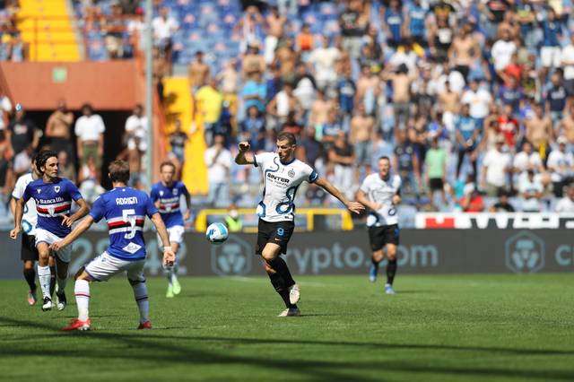  德甲赛场频现世界波精彩远射不断